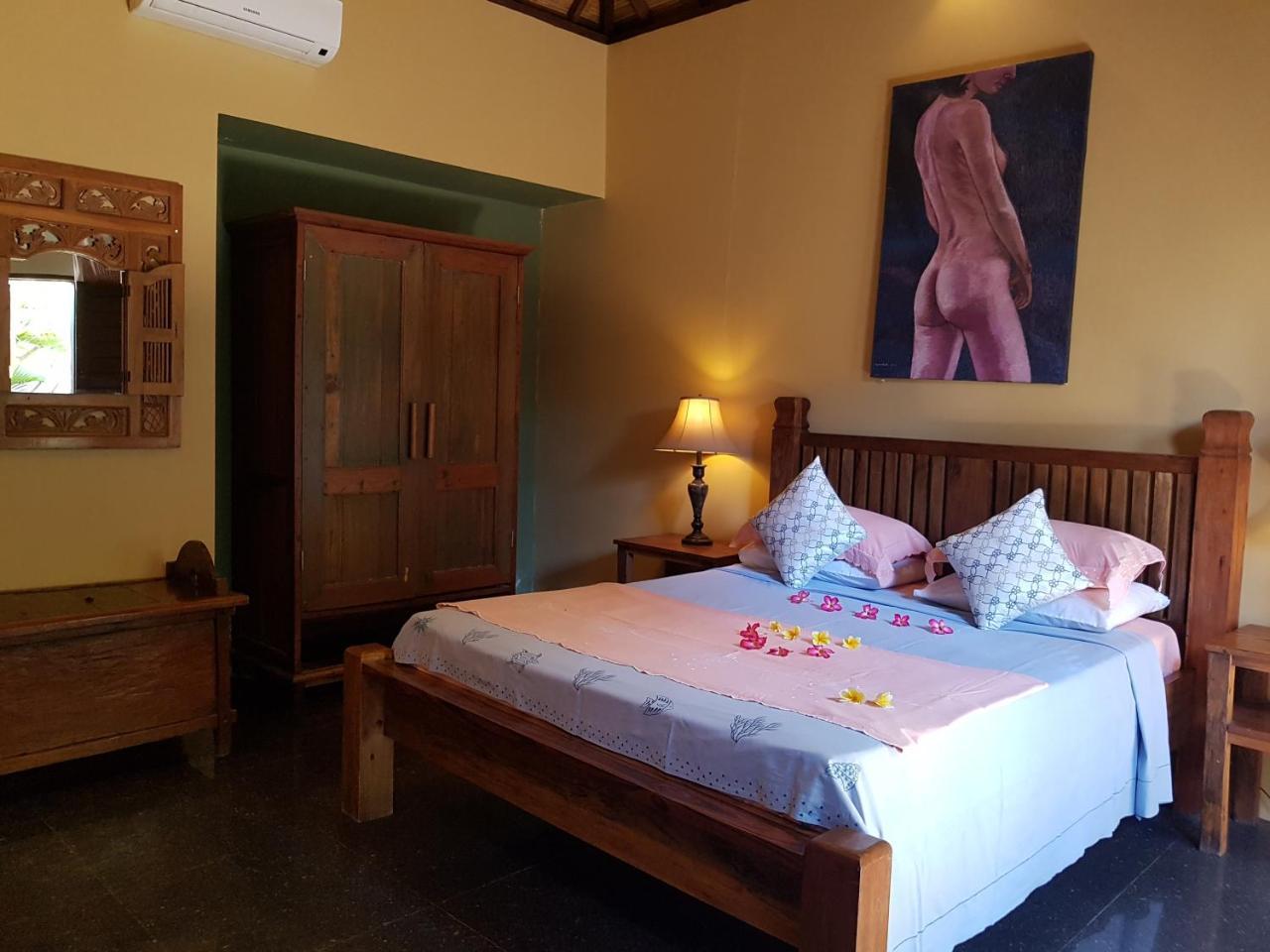 Gili Exotic Villa Gili Trawangan Bagian luar foto