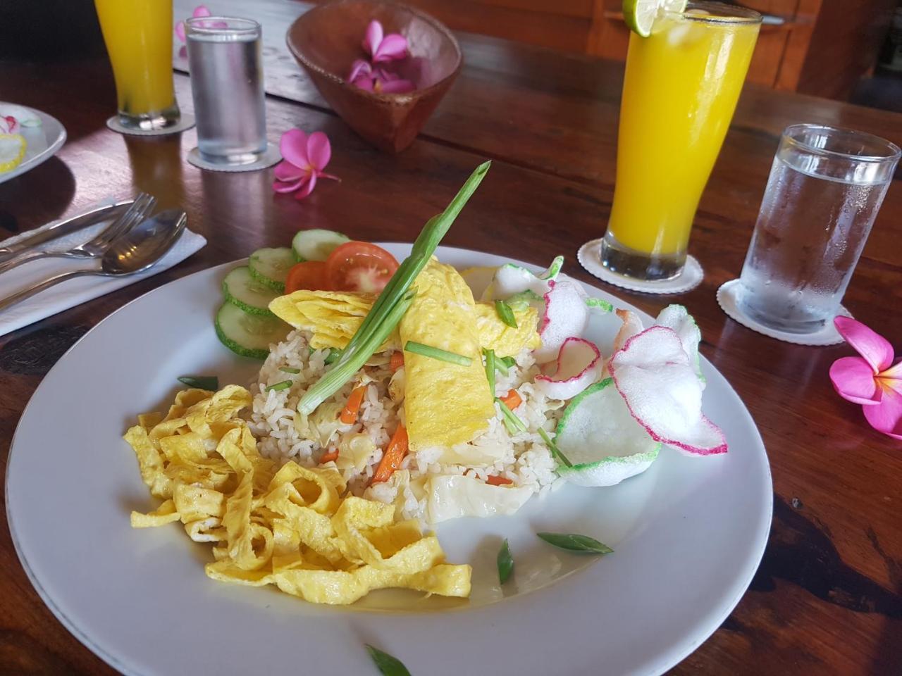 Gili Exotic Villa Gili Trawangan Bagian luar foto